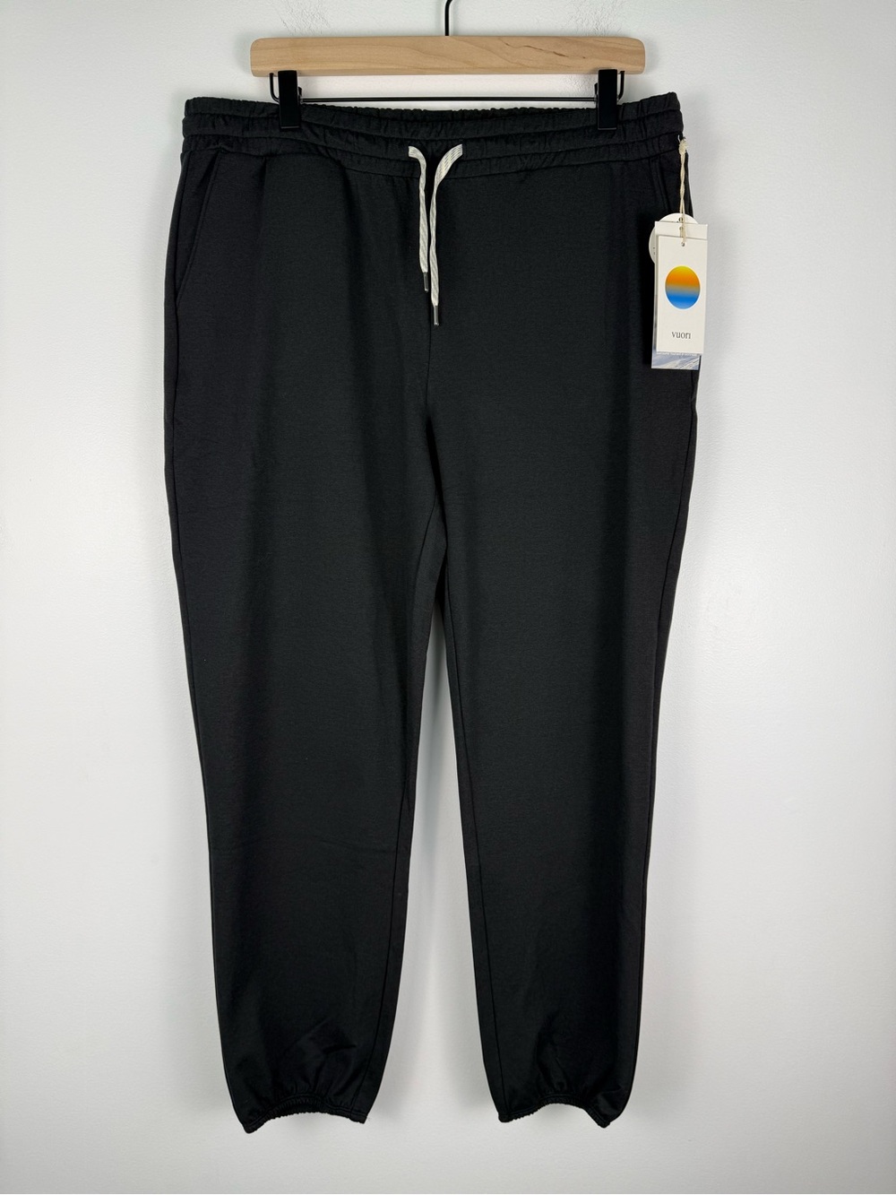 Vuori Granite Performance Joggers Black Heather Drawstring